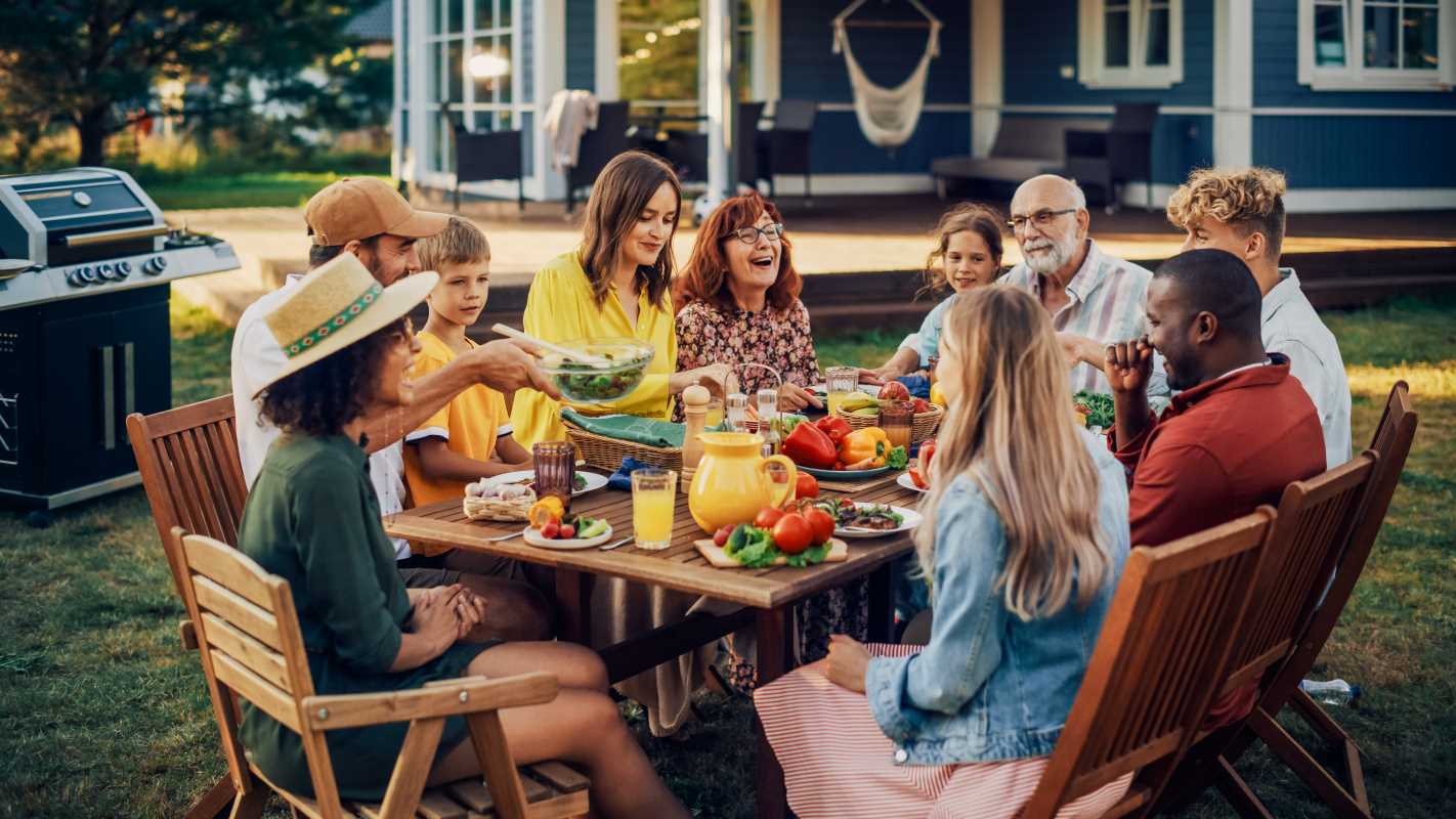 Fun and Creative Ideas for Your Family Reunion